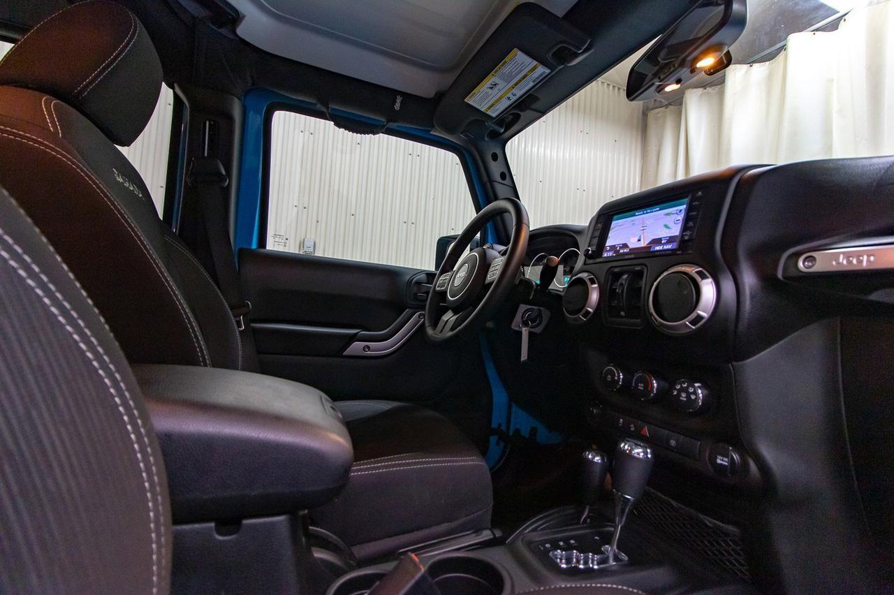 2018 Jeep Wrangler JK Unlimited 4x4 Sahara Nav Red Deer AB