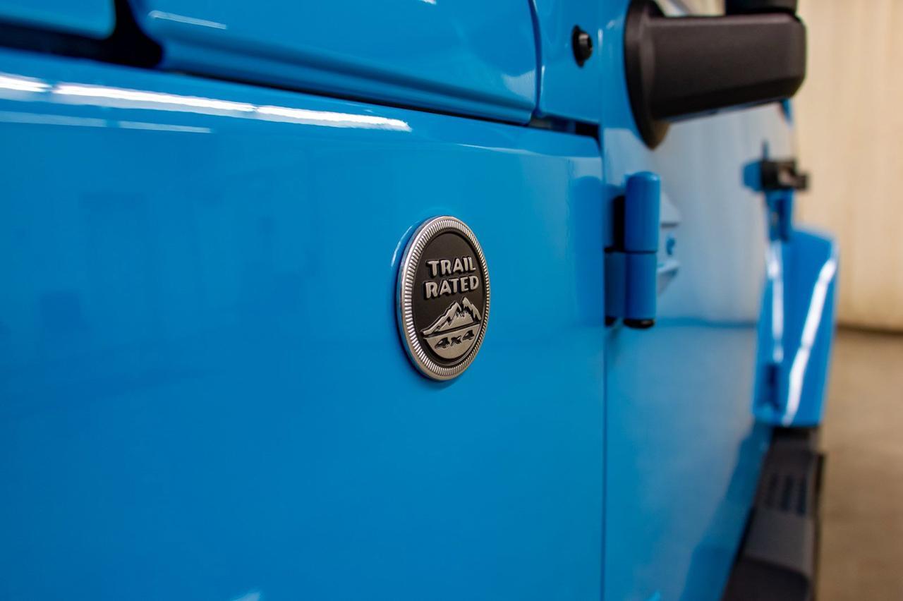 2018 Jeep Wrangler JK Unlimited 4x4 Sahara Nav Red Deer AB