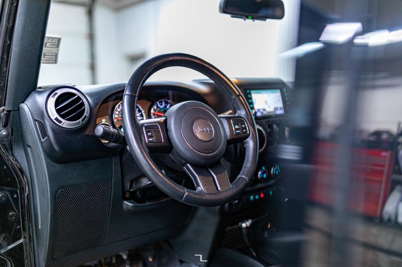 2018 Jeep Wrangler JK Unlimited 4x4 Sahara Nav Red Deer AB