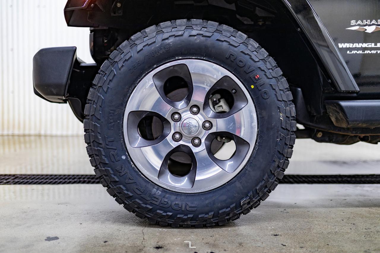 2018 Jeep Wrangler JK Unlimited 4x4 Sahara Nav Red Deer AB