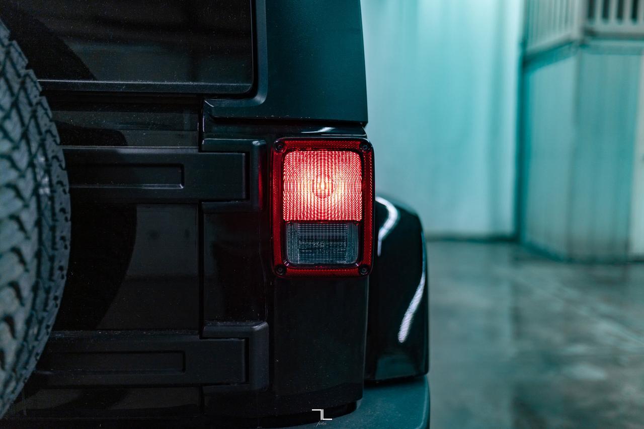 2018 Jeep Wrangler JK Unlimited 4x4 Sahara Nav Red Deer AB