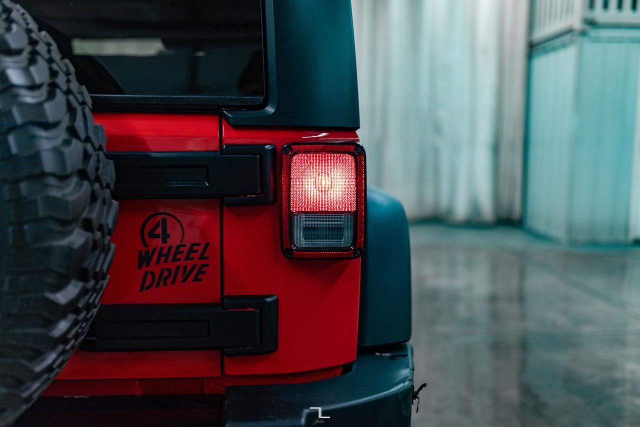 2018 Jeep Wrangler JK Unlimited 4x4 Willys Wheeler Red Deer AB
