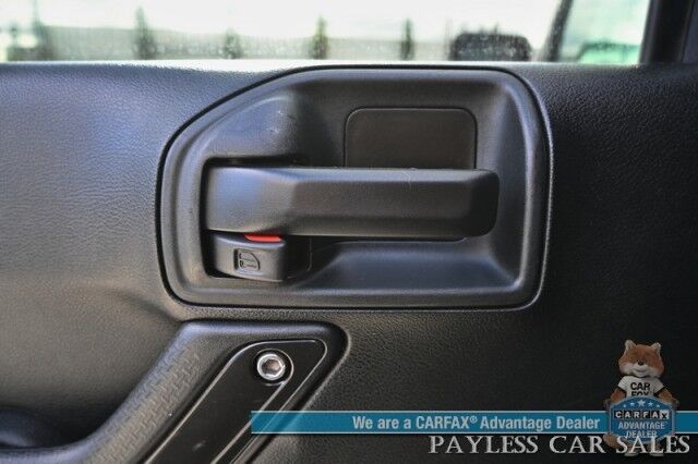 2018 Jeep Wrangler JK Unlimited Rubicon / Recon Edition / 3.6L V6 / 4X4 / Auto Start / Heated Leather Seats / Navigation / Alpine Speakers / Back Up Camera / Outlaw Wheels / 3 Piece Hard Top / Roof Rack / Tow Pkg / 20 MPG Anchorage AK