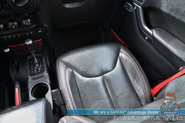 2018 Jeep Wrangler JK Unlimited Rubicon / Recon Edition / 3.6L V6 / 4X4 / Auto Start / Heated Leather Seats / Navigation / Alpine Speakers / Back Up Camera / Outlaw Wheels / 3 Piece Hard Top / Roof Rack / Tow Pkg / 20 MPG Anchorage AK