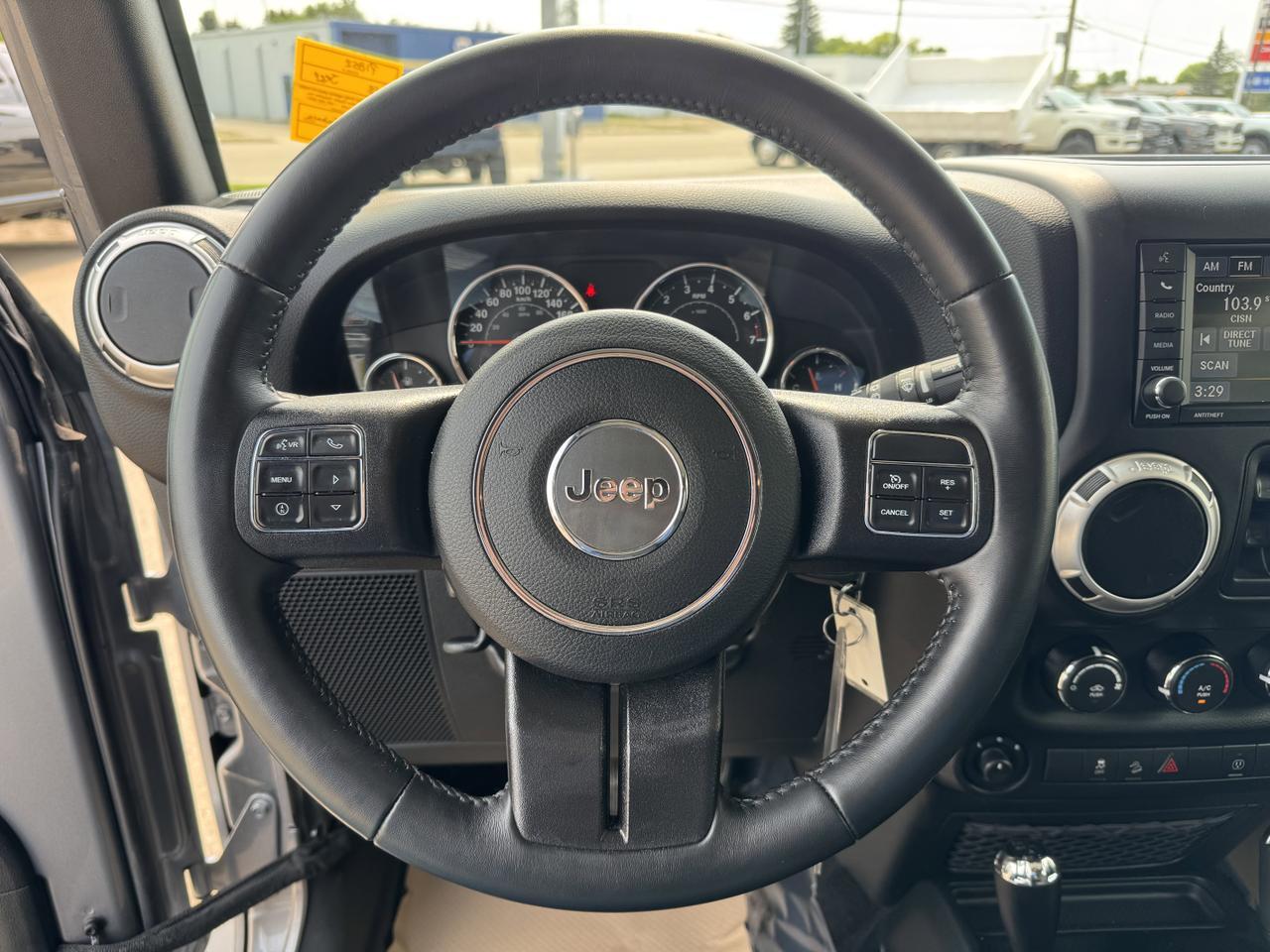 2018 Jeep Wrangler JK Unlimited Sahara 4x4 | Low KMs | V6 | NAV | Remote Start | Hardtop Redwater AB