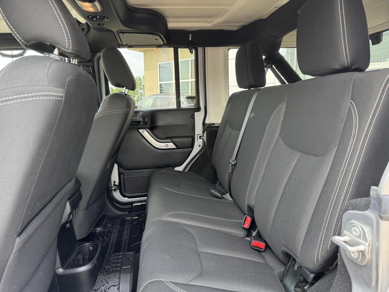 2018 Jeep Wrangler JK Unlimited Sahara 4x4 | Low KMs | V6 | NAV | Remote Start | Hardtop Redwater AB