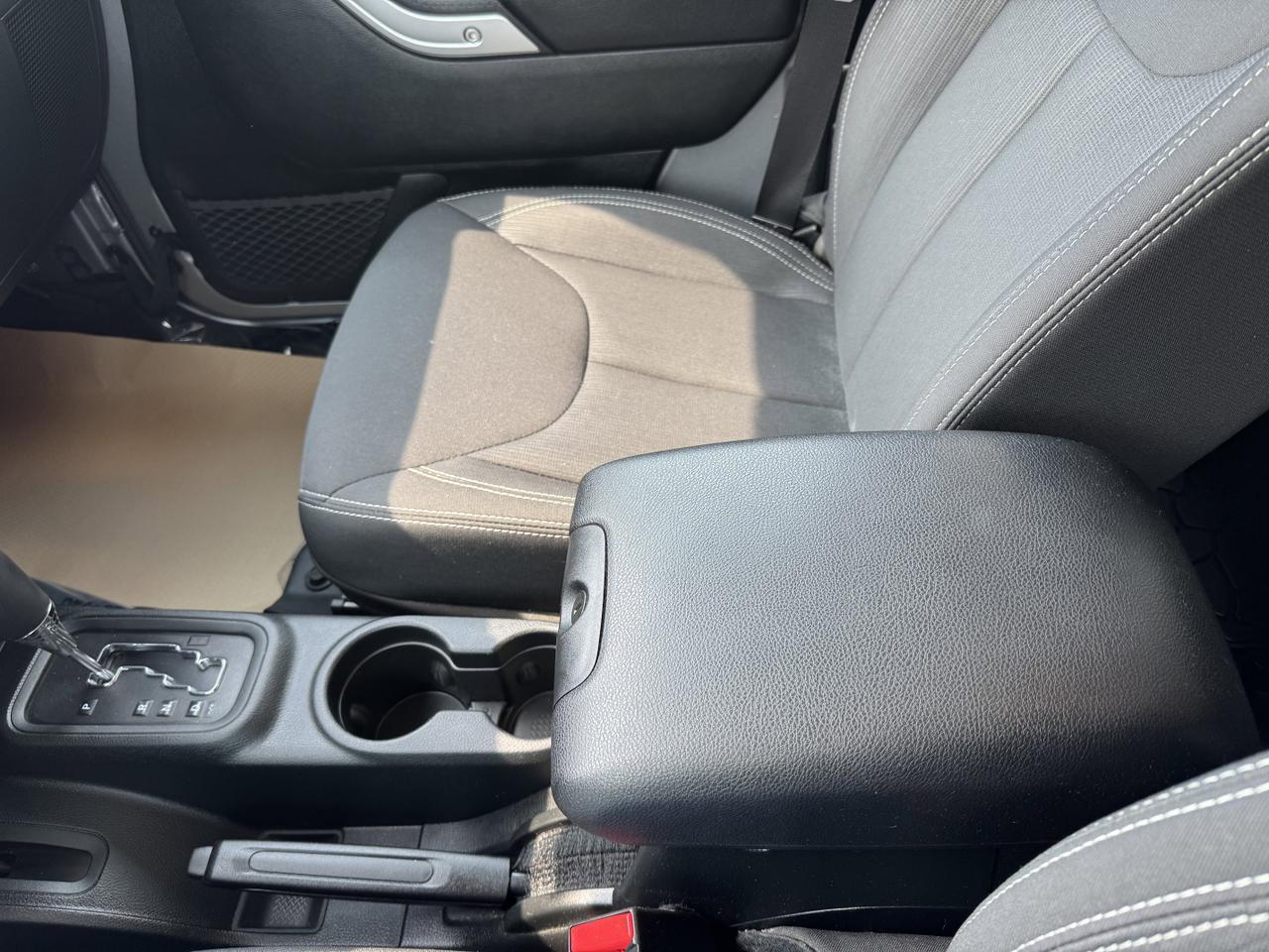 2018 Jeep Wrangler JK Unlimited Sahara 4x4 | Low KMs | V6 | NAV | Remote Start | Hardtop Redwater AB