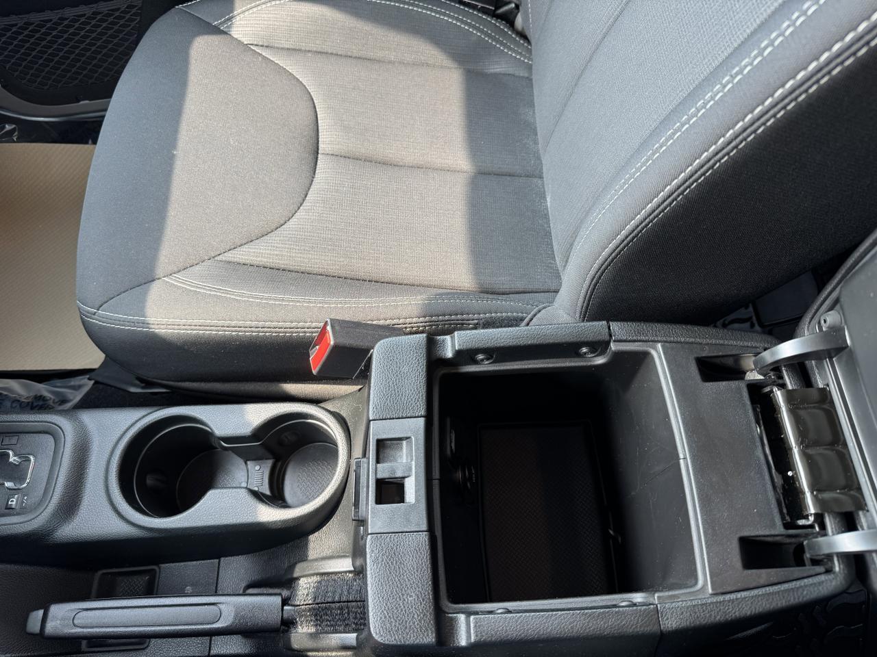 2018 Jeep Wrangler JK Unlimited Sahara 4x4 | Low KMs | V6 | NAV | Remote Start | Hardtop Redwater AB