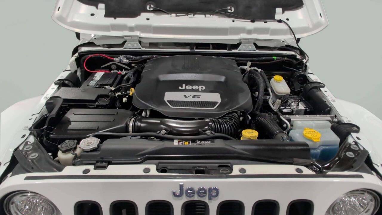 2018 Jeep Wrangler JK Unlimited Sahara 4x4 4dr SUV Lake Orion MI