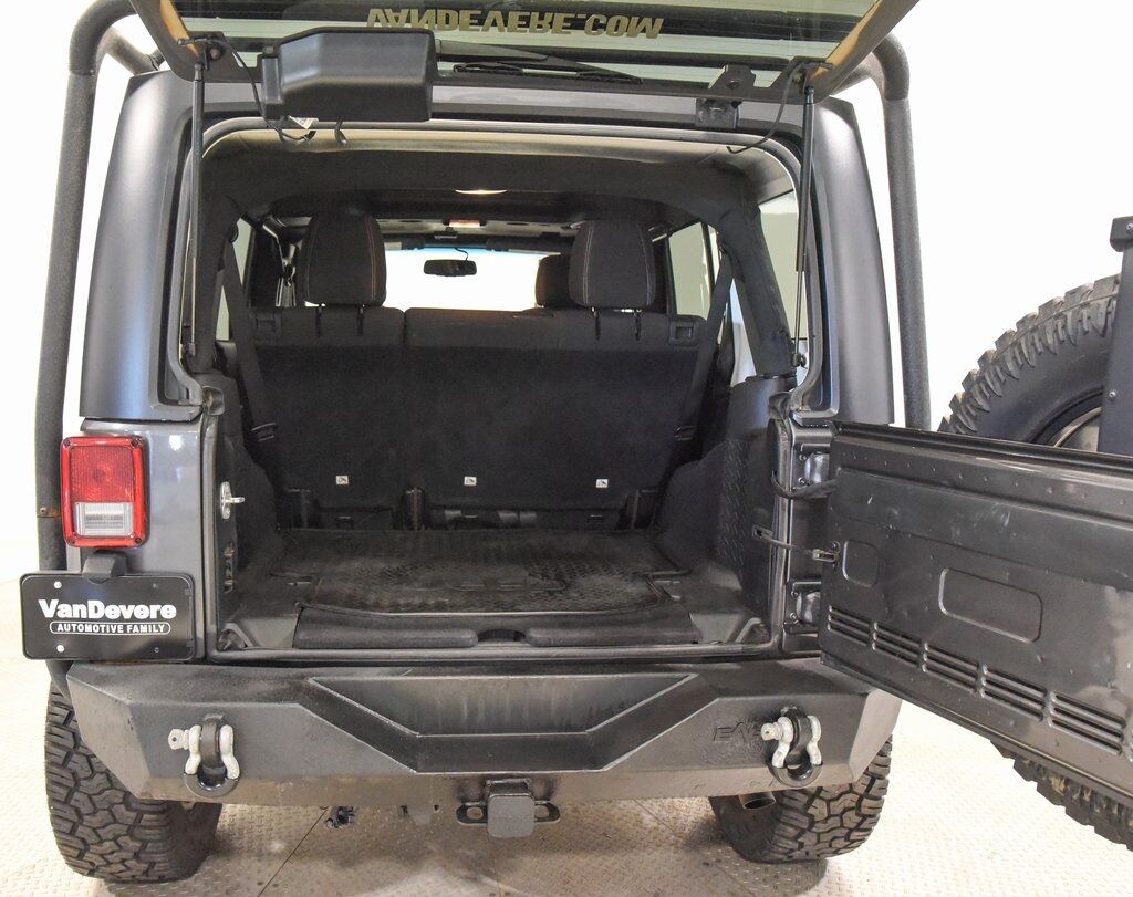 2018 Jeep Wrangler JK Unlimited Sahara Akron OH