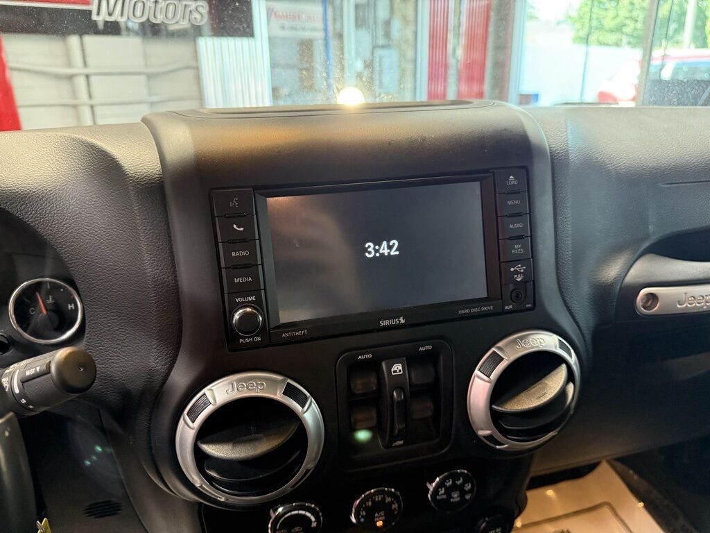 2018 Jeep Wrangler JK Unlimited Sahara Royal Oak MI
