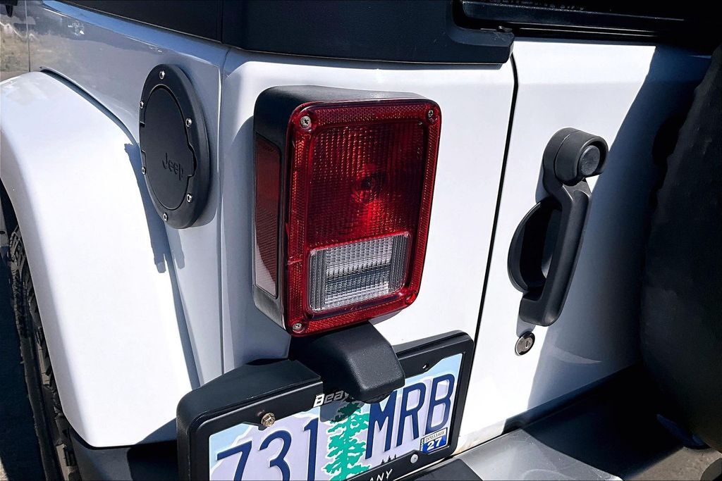 2018 Jeep Wrangler JK Unlimited Sahara OR