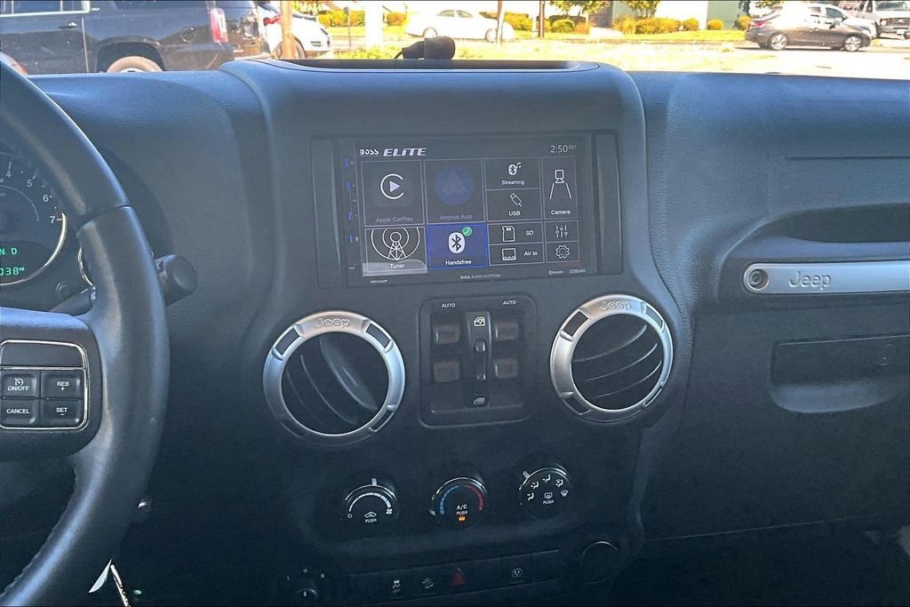 2018 Jeep Wrangler JK Unlimited Sahara OR