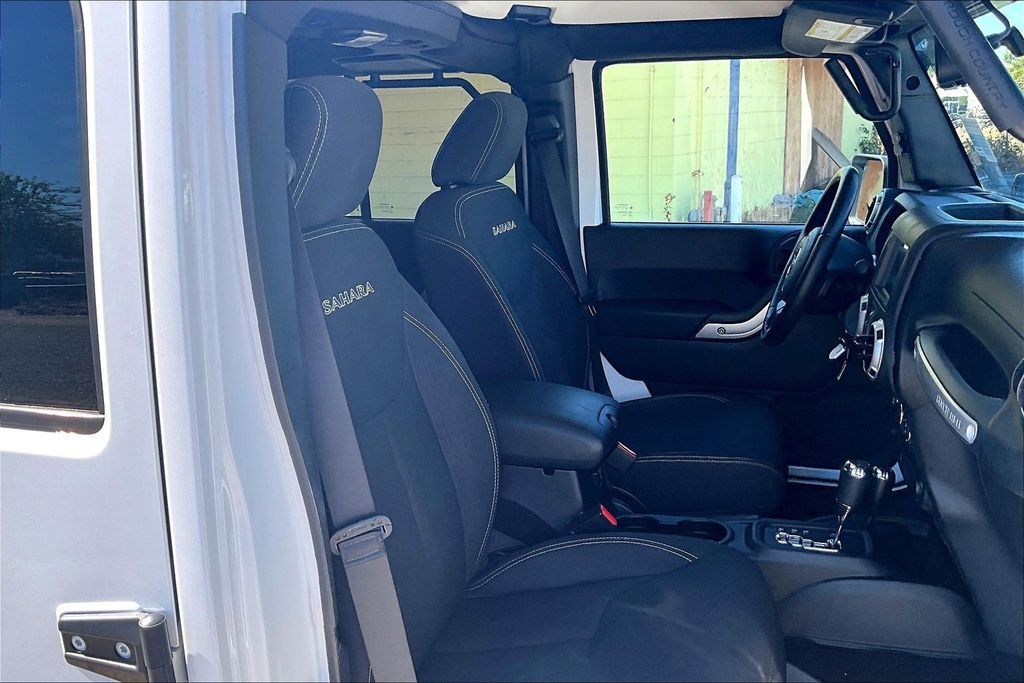2018 Jeep Wrangler JK Unlimited Sahara OR