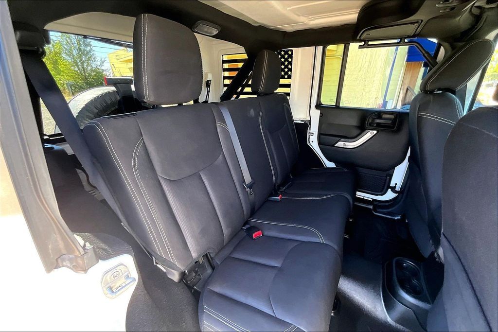 2018 Jeep Wrangler JK Unlimited Sahara OR