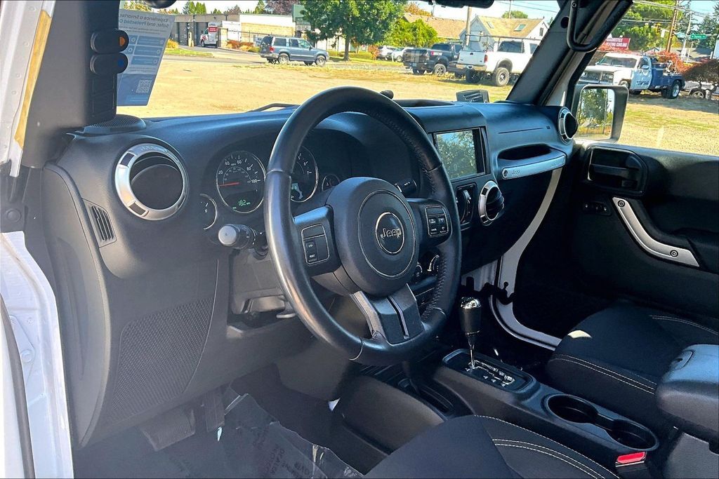 2018 Jeep Wrangler JK Unlimited Sahara OR