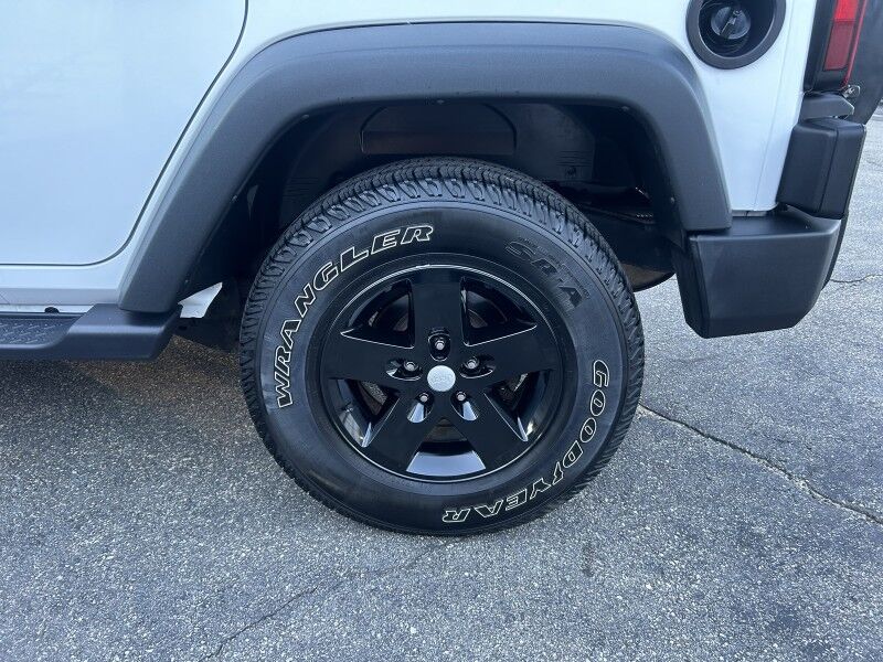 2018 Jeep Wrangler JK Unlimited Sport - LOCAL TRADE IN - FULLY SERVICED Webster MA