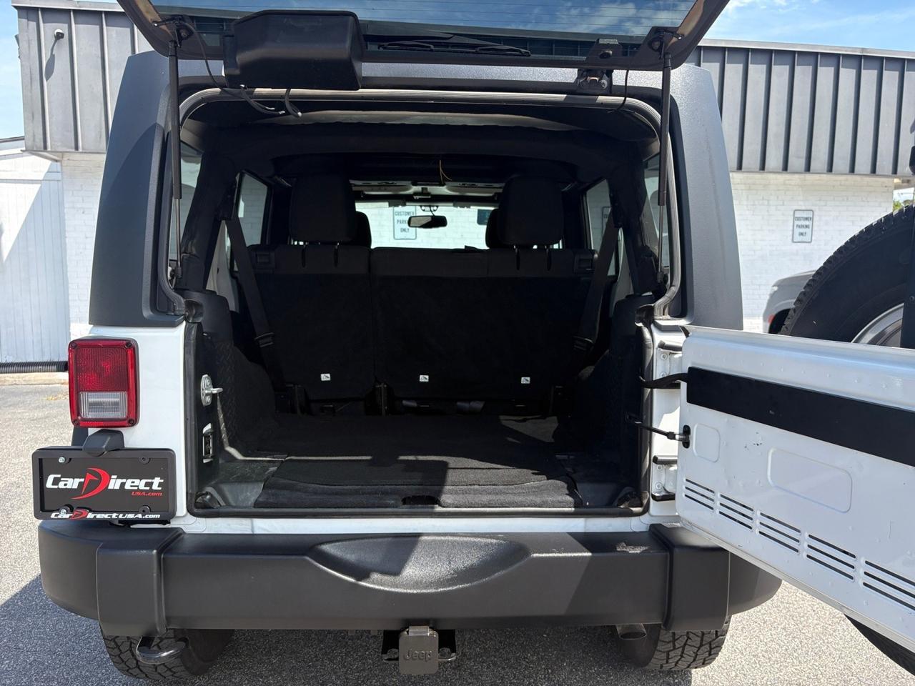 2018 Jeep Wrangler JK Unlimited Sport S, HARD TOP, RUNNING BOARDS, OFF ROAD MODE, REMOTE KEYLESS START, UCONNECT BLUETOOTH, FULL SIZE SPARE TIRE, TOW PACKAGE, LOW MILES, THIS JEEP IS READY TO WRANGLE THE ROAD! Virginia Beach VA