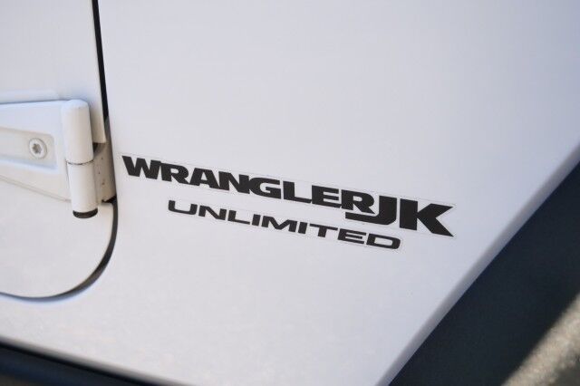 2018 Jeep Wrangler JK Unlimited Willys Wheeler 4X4 / Hard Top! High Point NC