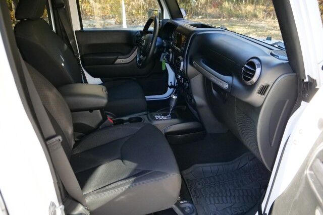 2018 Jeep Wrangler JK Unlimited Willys Wheeler 4X4 / Hard Top! High Point NC