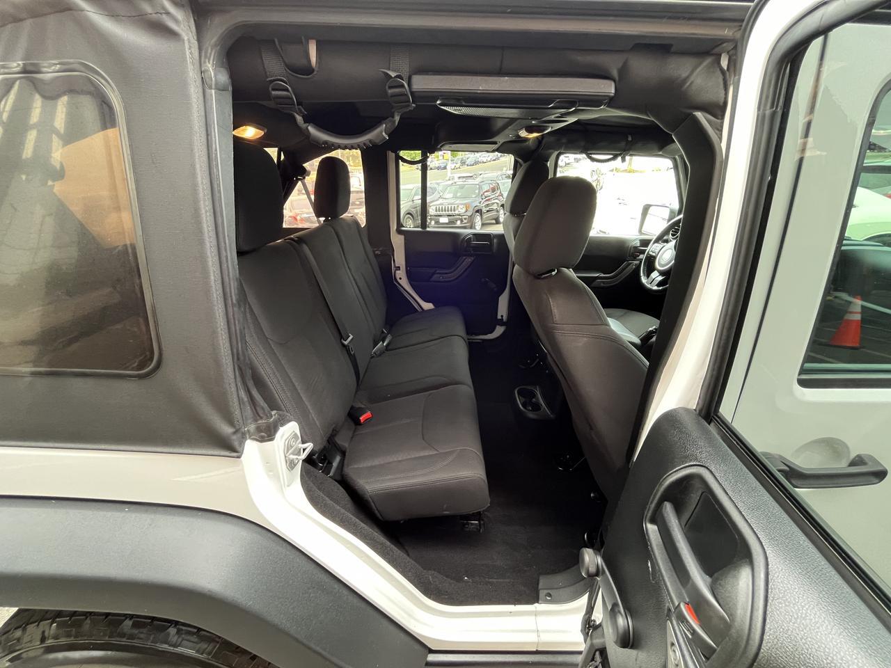 2018 Jeep Wrangler Unlimited Willys Wheeler photo 49