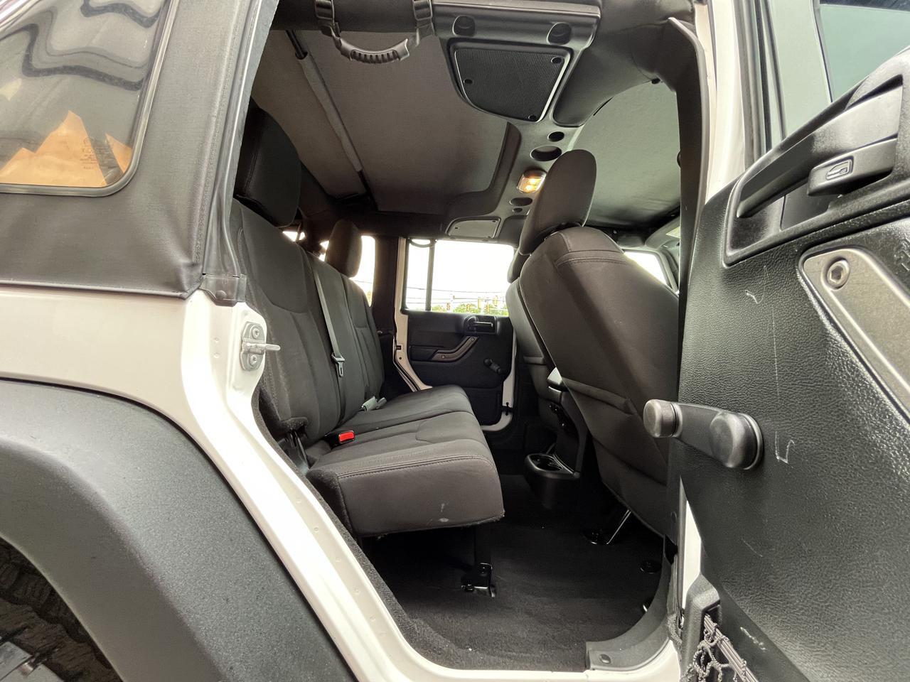 2018 Jeep Wrangler Unlimited Willys Wheeler photo 50