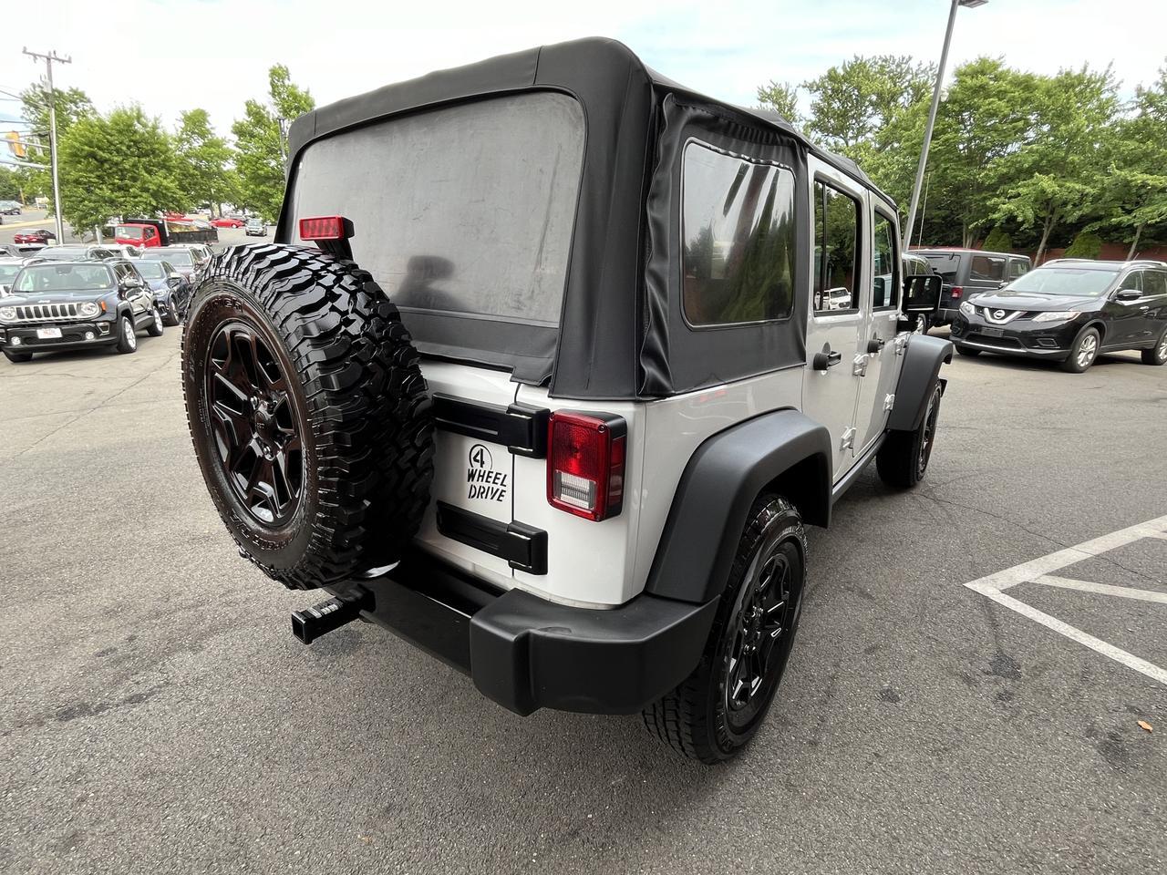 2018 Jeep Wrangler Unlimited Willys Wheeler photo 7