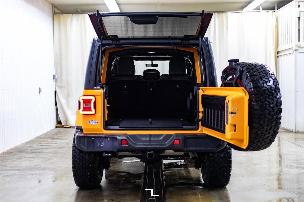 2018 Jeep Wrangler Unlimited 4x4 Sahara Leather Nav BCam Lift Red Deer AB