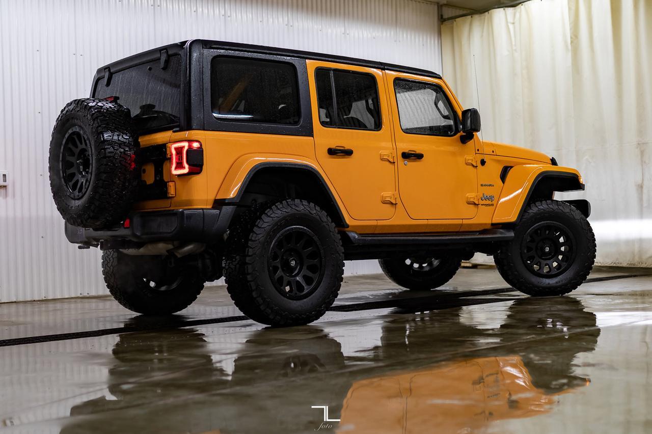 2018 Jeep Wrangler Unlimited 4x4 Sahara Leather Nav BCam Lift Red Deer AB