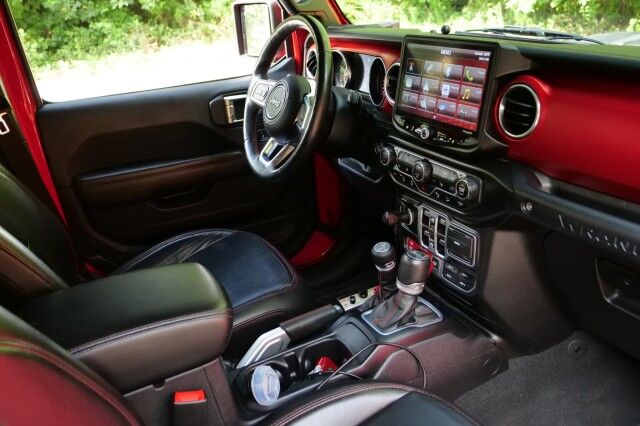 2018 Jeep Wrangler Unlimited Rubicon 4X4 / $15K IN UPGRADES / Leather Seats! High Point NC