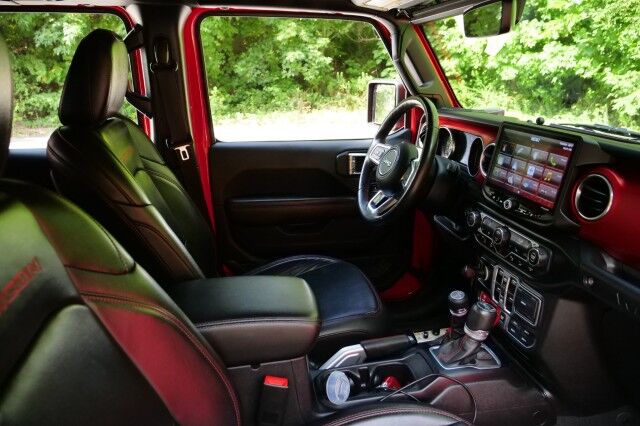 2018 Jeep Wrangler Unlimited Rubicon 4X4 / $15K IN UPGRADES / Leather Seats! High Point NC