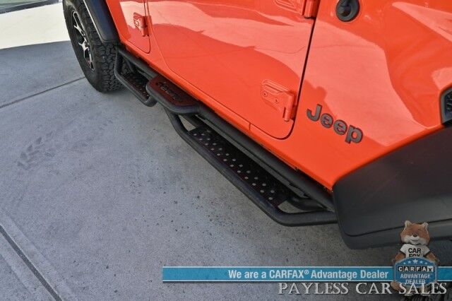 2018 Jeep Wrangler Unlimited Rubicon / 4X4 / Cold Weather Group / Auto Start / Heated Seats & Steering Wheel / Apple CarPlay & Android Auto / Back Up Camera / LED Lights / OEDRO Bumpers & Running Boards / Luggag Rack / Tow Pkg Anchorage AK