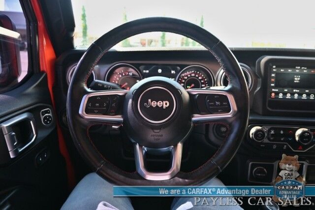 2018 Jeep Wrangler Unlimited Rubicon / 4X4 / Cold Weather Group / Auto Start / Heated Seats & Steering Wheel / Apple CarPlay & Android Auto / Back Up Camera / LED Lights / OEDRO Bumpers & Running Boards / Luggag Rack / Tow Pkg Anchorage AK
