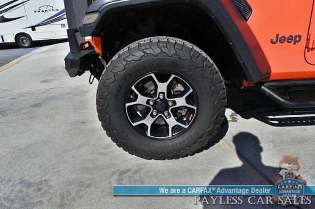 2018 Jeep Wrangler Unlimited Rubicon / 4X4 / Cold Weather Group / Auto Start / Heated Seats & Steering Wheel / Apple CarPlay & Android Auto / Back Up Camera / LED Lights / OEDRO Bumpers & Running Boards / Luggag Rack / Tow Pkg Anchorage AK