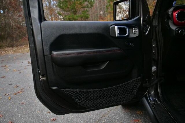 2018 Jeep Wrangler Unlimited Rubicon 4X4 / Steel Bumper Group / Heated Seats! High Point NC