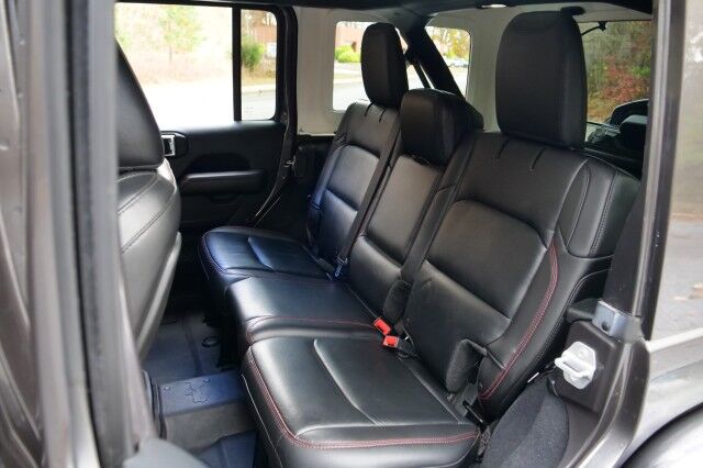 2018 Jeep Wrangler Unlimited Rubicon 4X4 / Steel Bumper Group / Heated Seats! High Point NC