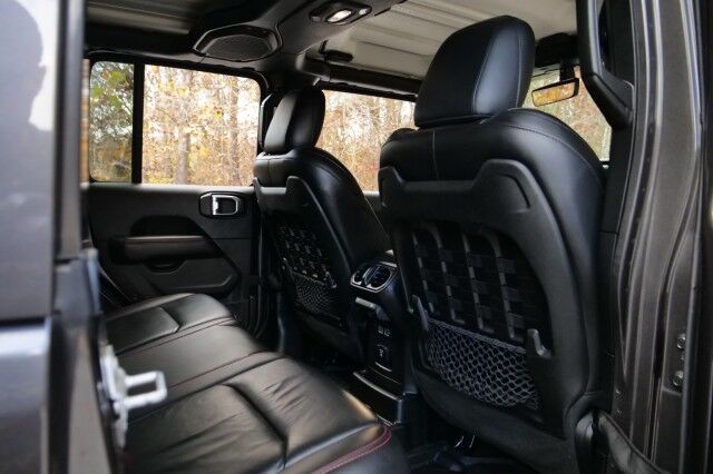 2018 Jeep Wrangler Unlimited Rubicon 4X4 / Steel Bumper Group / Heated Seats! High Point NC