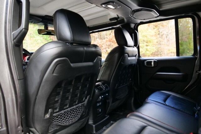 2018 Jeep Wrangler Unlimited Rubicon 4X4 / Steel Bumper Group / Heated Seats! High Point NC