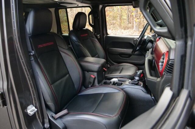 2018 Jeep Wrangler Unlimited Rubicon 4X4 / Steel Bumper Group / Heated Seats! High Point NC