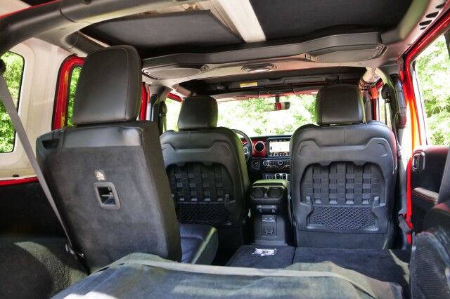 2018 Jeep Wrangler Unlimited Rubicon 4X4 / UPGRADES / Heated Leather Seats! High Point NC