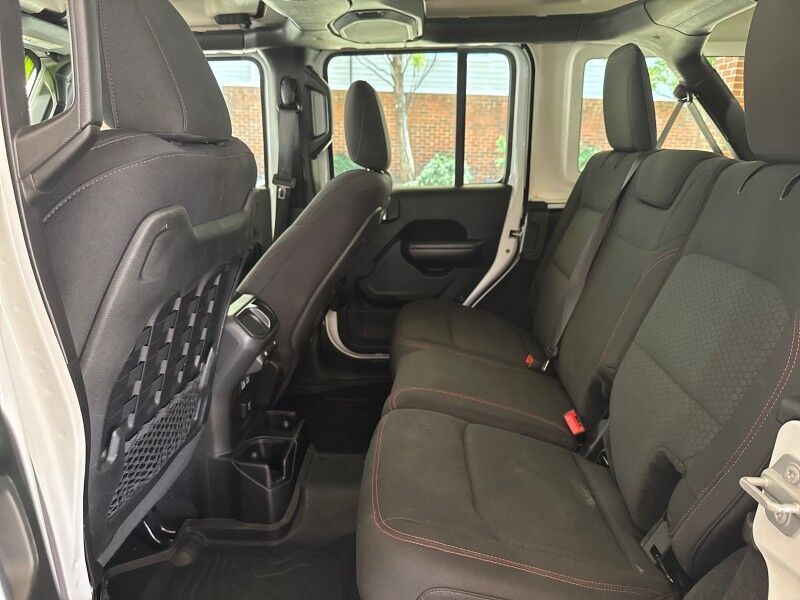 2018 Jeep Wrangler Unlimited Rubicon AWD/4WD w/ Electronic Infotainment System Group Arlington VA