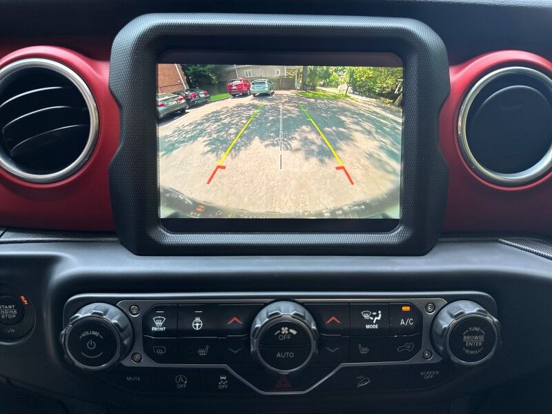 2018 Jeep Wrangler Unlimited Rubicon AWD/4WD w/ Electronic Infotainment System Group Arlington VA