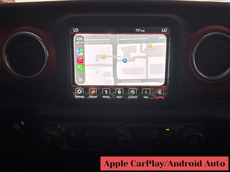 2018 Jeep Wrangler Unlimited Rubicon AWD/4WD w/ Electronic Infotainment System Group Arlington VA