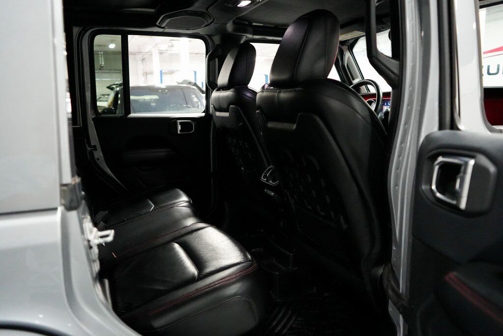 2018 Jeep Wrangler Unlimited Rubicon photo 18