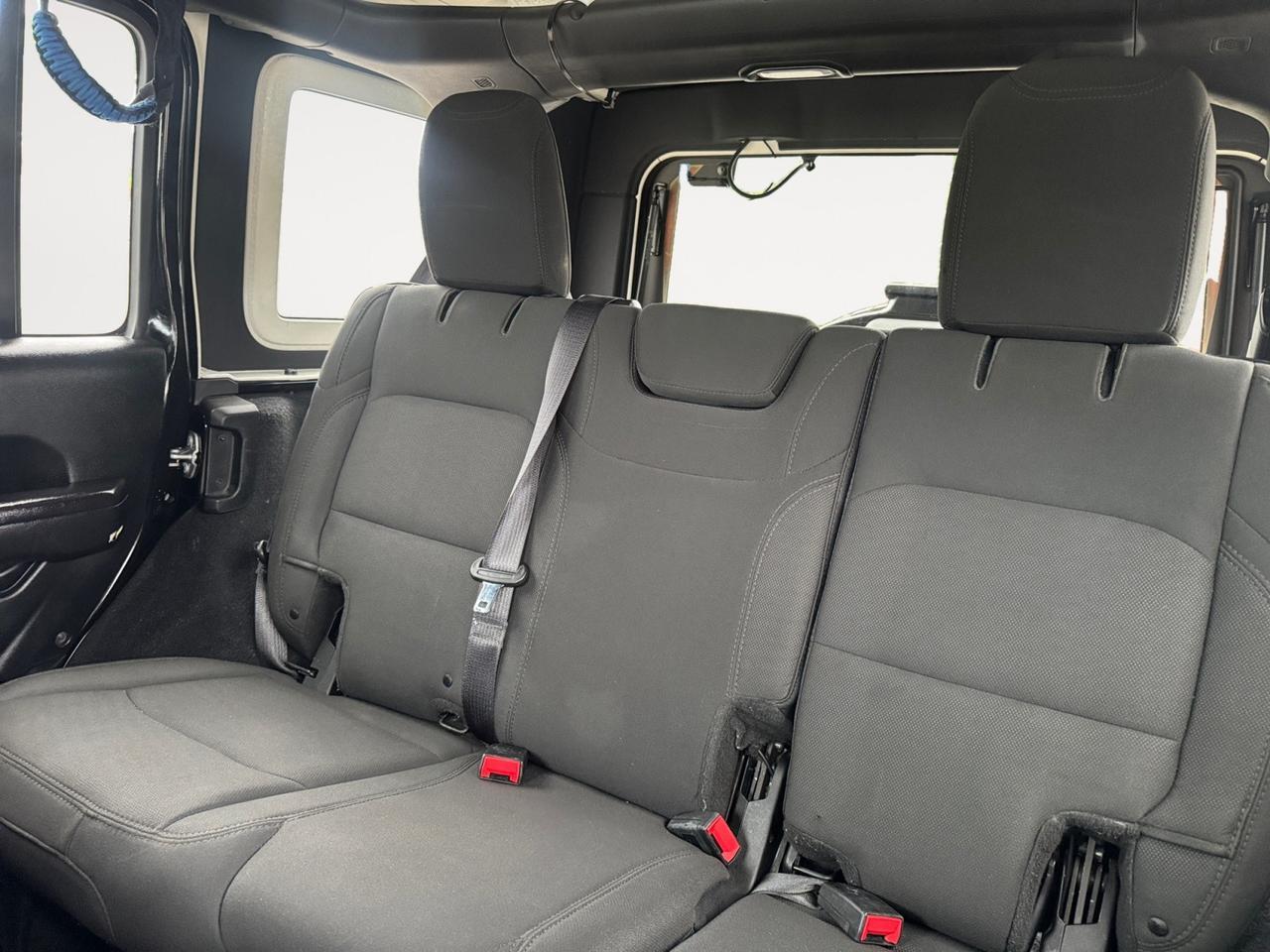 2018 Jeep Wrangler Unlimited SPORT S, 4X4, LIFTED, RUNNING BOARDS, APPLE CAR PLAY,, HEATED SEATS, HEATED STEERING WHEEL, REMOTE START, KEYLESS START, CLEAN CARFAX, THE DEAL YOU HAVE BEEN WAITING FOR IS RIGHT HERE!!! Norfolk VA