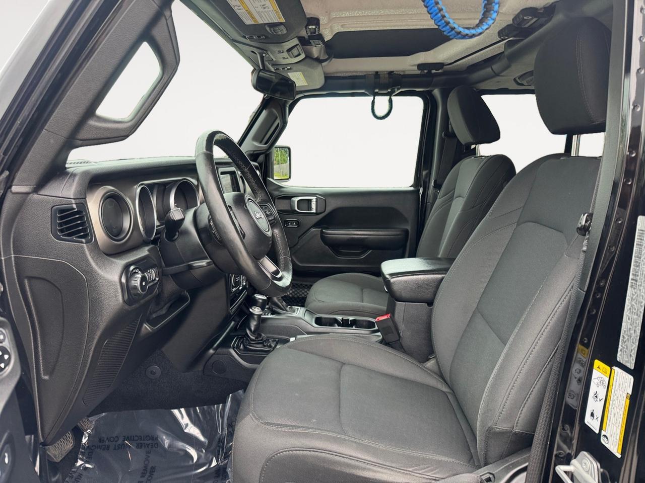 2018 Jeep Wrangler Unlimited SPORT S, 4X4, LIFTED, RUNNING BOARDS, APPLE CAR PLAY,, HEATED SEATS, HEATED STEERING WHEEL, REMOTE START, KEYLESS START, CLEAN CARFAX, THE DEAL YOU HAVE BEEN WAITING FOR IS RIGHT HERE!!! Norfolk VA