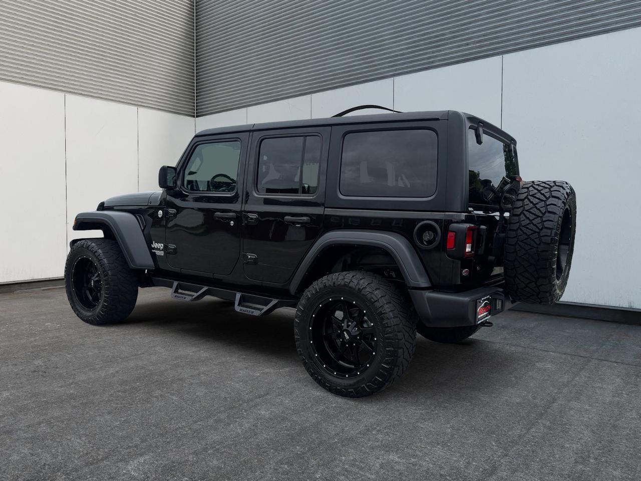 2018 Jeep Wrangler Unlimited SPORT S, 4X4, LIFTED, RUNNING BOARDS, APPLE CAR PLAY,, HEATED SEATS, HEATED STEERING WHEEL, REMOTE START, KEYLESS START, CLEAN CARFAX, THE DEAL YOU HAVE BEEN WAITING FOR IS RIGHT HERE!!! Norfolk VA