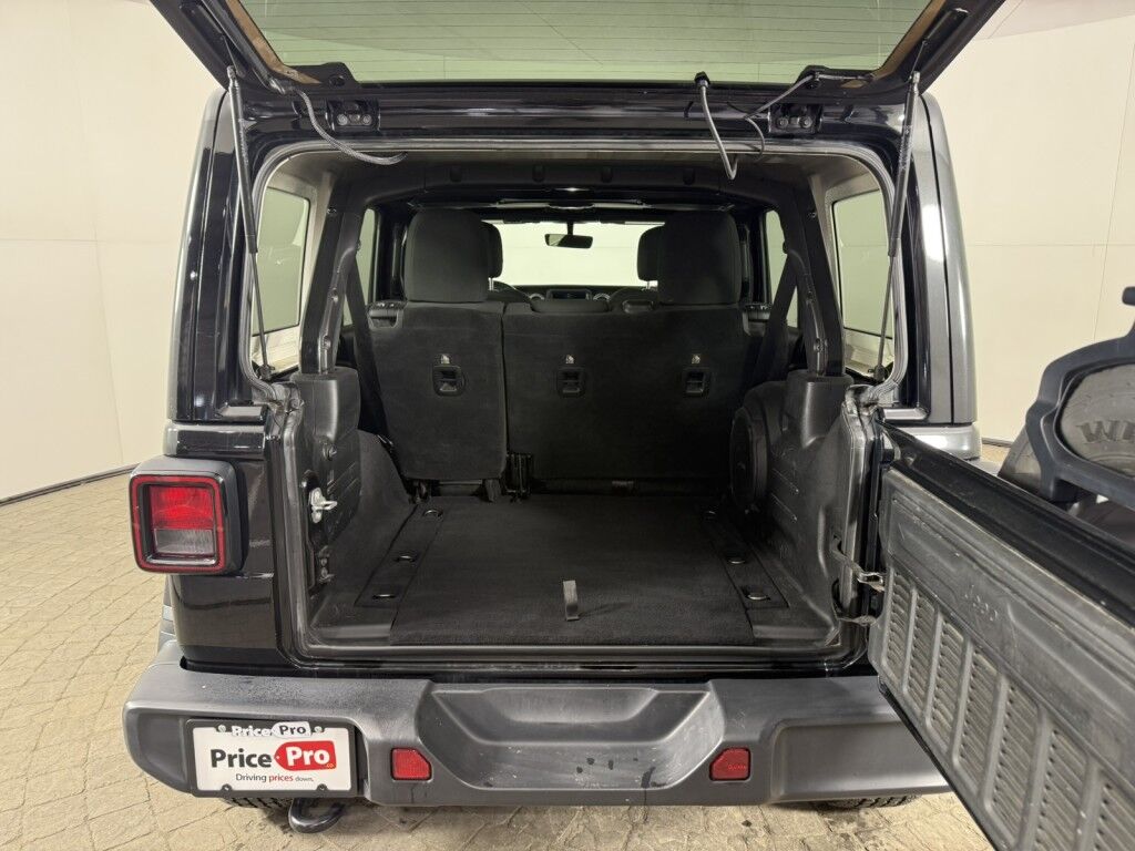 2018 Jeep Wrangler Unlimited Sahara 4X4 3.6L V6 w/Hard Top Maumee OH