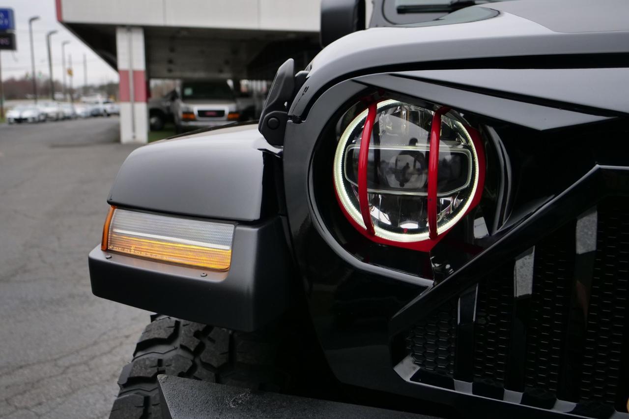 2018 Jeep Wrangler Unlimited Sahara 4X4 / Cold Weather Group / Leather Seats! Lincolnton NC