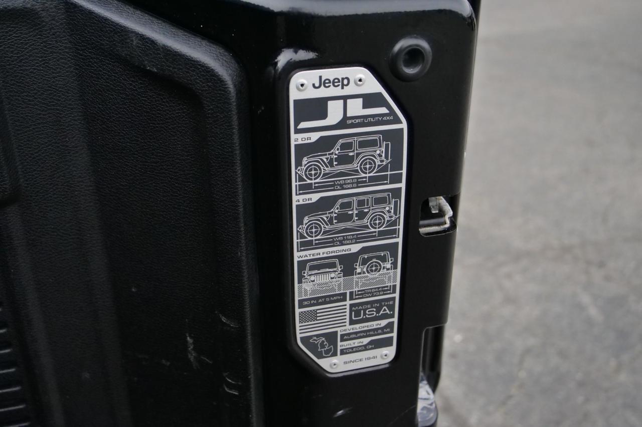 2018 Jeep Wrangler Unlimited Sahara 4X4 / Cold Weather Group / Leather Seats! Lincolnton NC